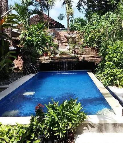 ベッド・アンド・ブレックファスト Aahh Bali ジンバラン