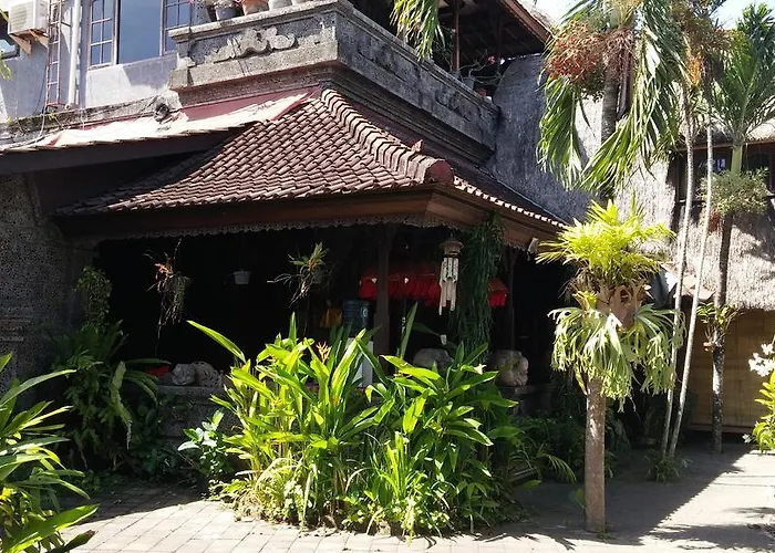 Aahh Bali 3* ジンバラン