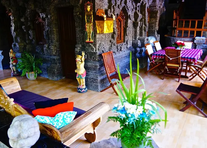 Aahh Bali ジンバラン